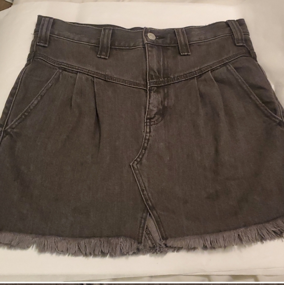 We The Free Grey Distressed Fringe Denim Mini Skirt Sz 27